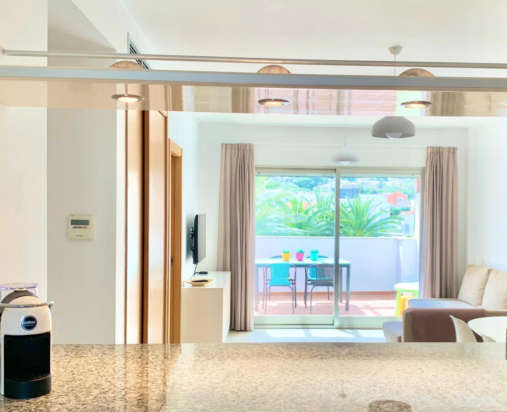 Hoteltype Penthouse 2 Beds, Parking, Wifi & Pool Stunning Views Denia Kültér fotó