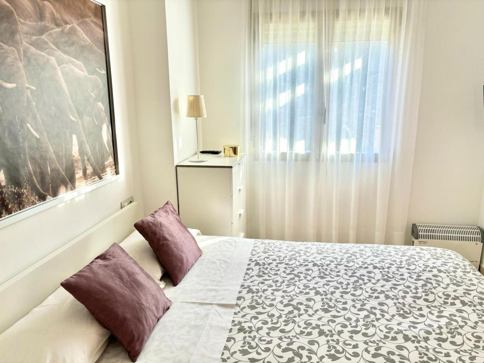 Hoteltype Penthouse 2 Beds, Parking, Wifi & Pool Stunning Views Denia Kültér fotó