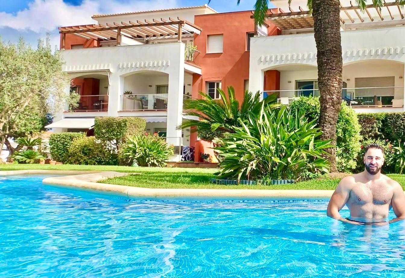 Hoteltype Penthouse 2 Beds, Parking, Wifi & Pool Stunning Views Denia Kültér fotó